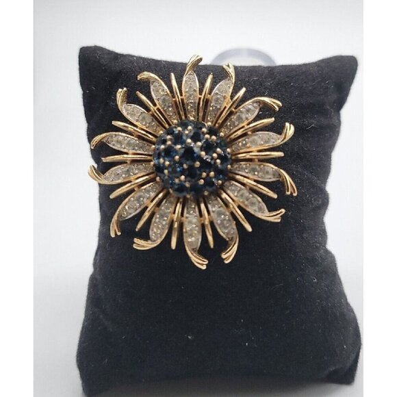 Crown Trifari Alfred Philippe Brooch Invisible Set Blue Sunburst RARE BROOCH - Picture 5 of 16